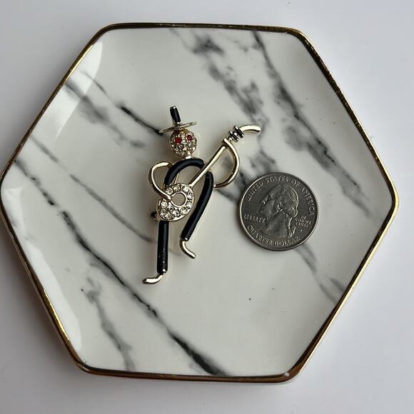 Vintage Costume Jewelry Music Man Pin Banjo Player Musician Music Teacher Blues - Picture 4 of 5